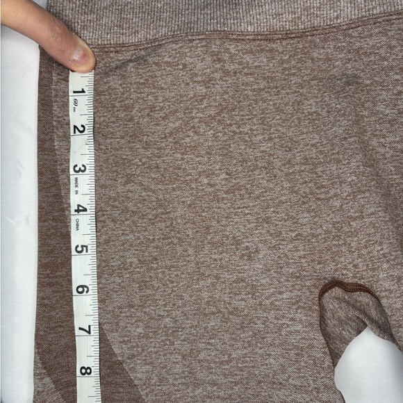 PINK Victoria's Secret Active Brown Shorts - Picture 5 of 8